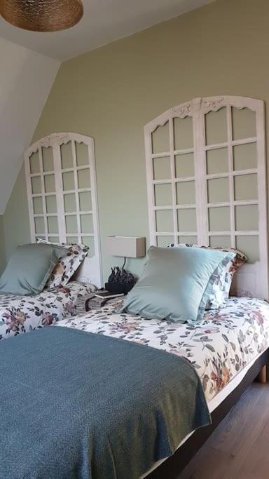 Le Pigeonnier / Gite De Charme 1 A 4 Pers 80 M² Cambrai Ngoại thất bức ảnh